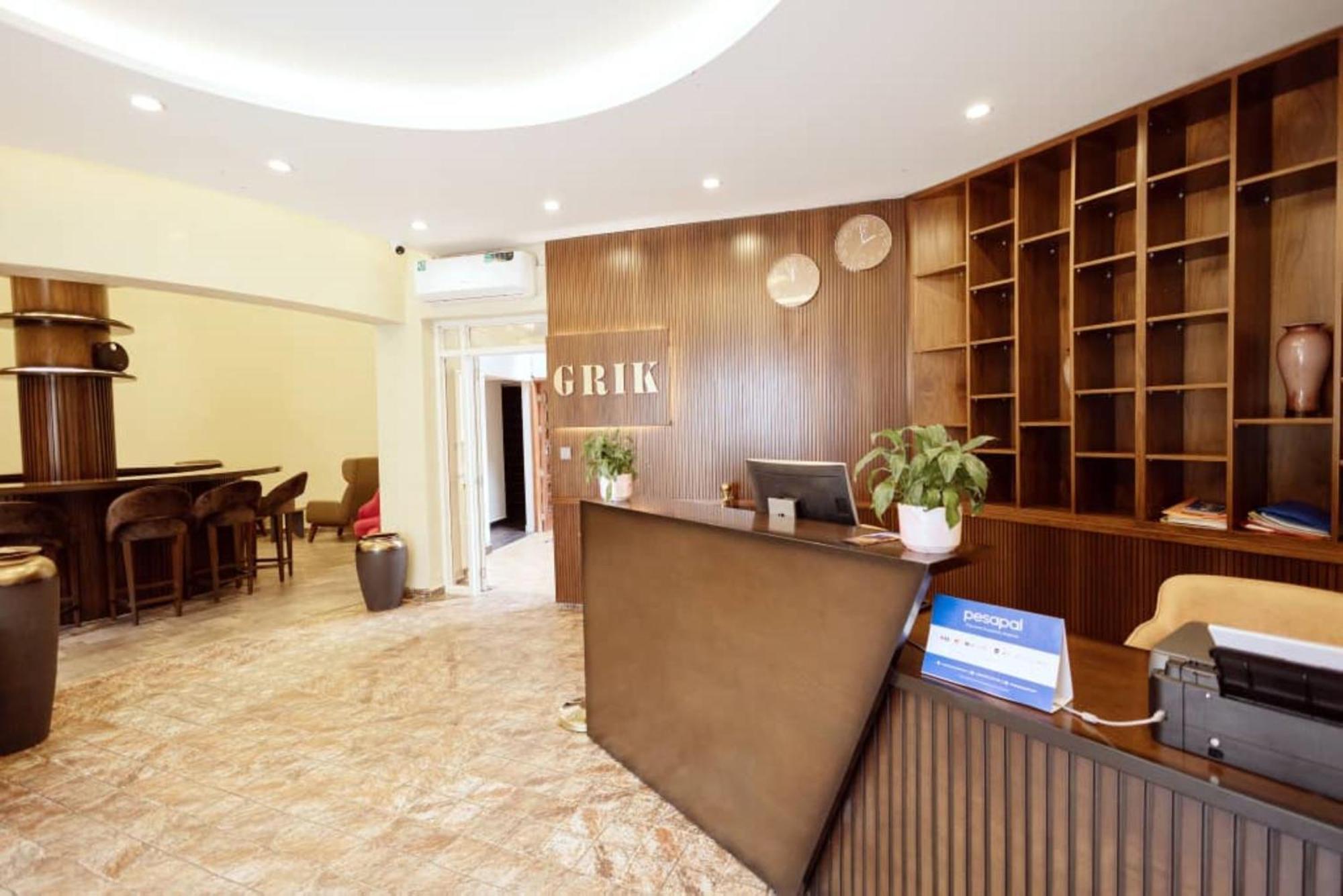 Grik Hotel - 恩德培 外观 照片